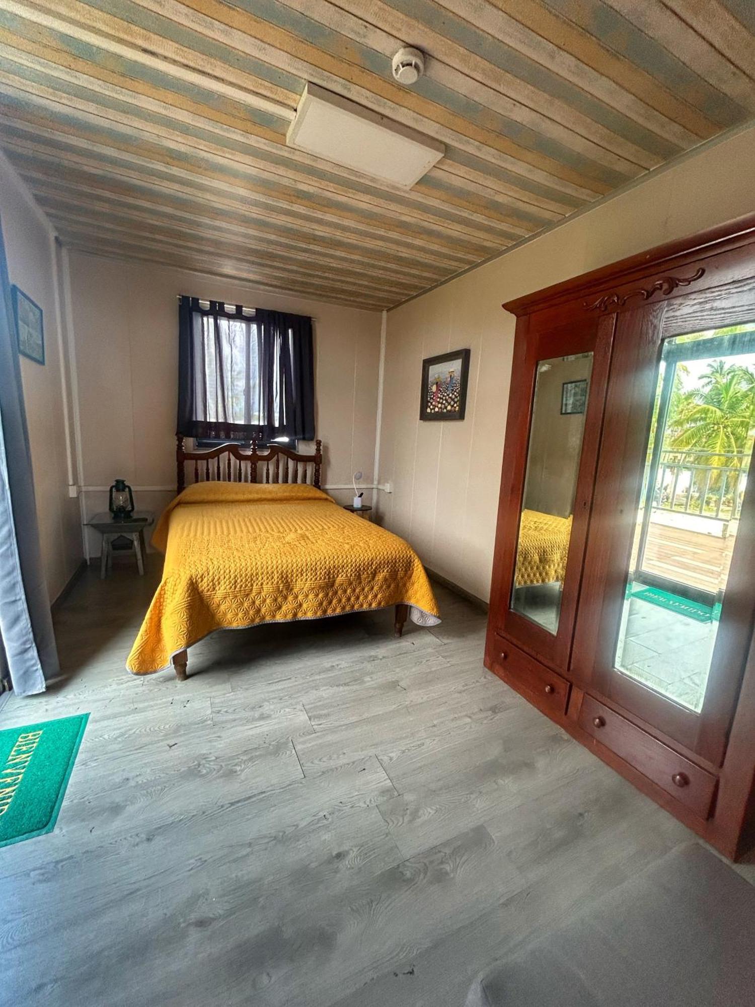 Yellow House 6 Minutos De Playa Barra de Navidad Εξωτερικό φωτογραφία